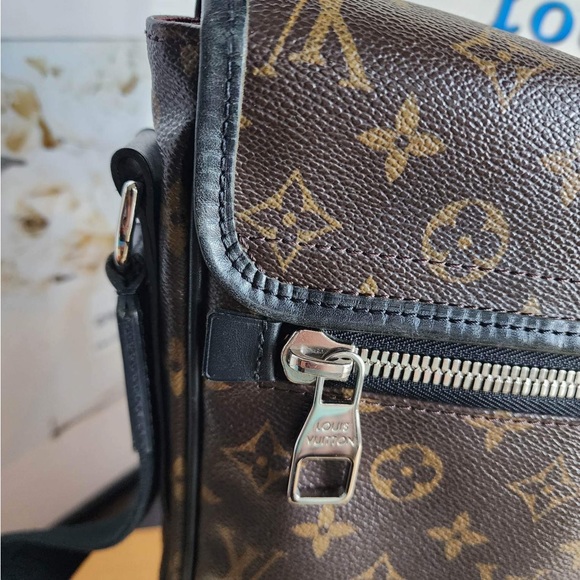 SOLD Louis Vuitton Madagascar crossbody - Picture 16 of 16
